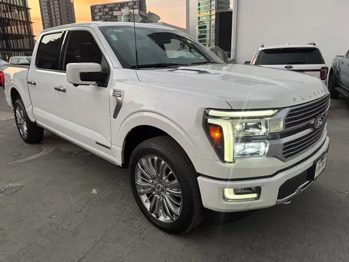 Ford Lobo 3.5 V6 Hev Platinum Plus 4X4 At