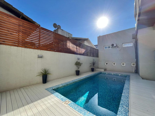 Venta De Departamento Dos Ambientes Ubicado En Av Principal De Pinamar Edificio Renata 20