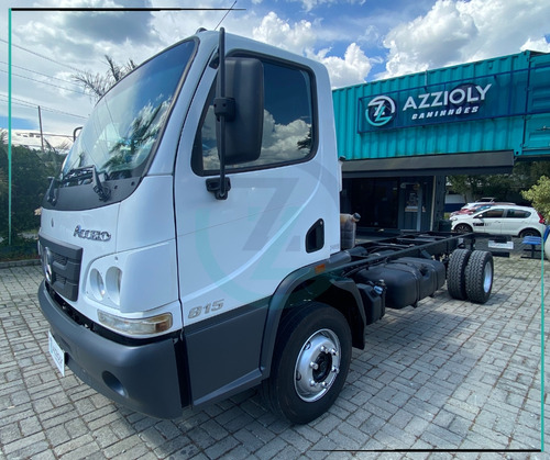 Mb Acello 815 Chassi
