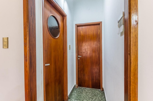Imagen 11 de 30 de Casa 5 Amb Con Patio Y Terraza Ramos Mejía Sur