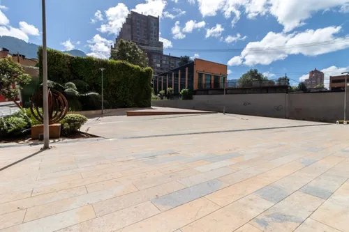 Local En Arriendo En Centro Internacional. Cod A9696