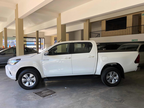 Toyota Hilux 2.4 Cd Sr 150cv 4x2 2018