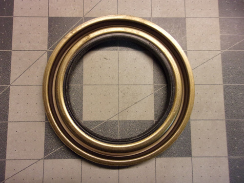 Estopera Rueda Delantera Ford B600 B700 F600 F700 1969-1977
