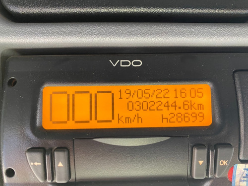 Imagem 14 de 19 de Mb Atego 2430, Truck 6x2, 2019. Sider 10 Metros.único Dono