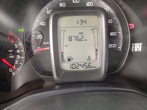 Fiat Uno 1.0 Attractive Flex 5p marchas