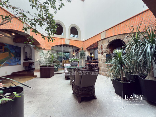Venta Casa Bosques De Las Lomas, Estilo Rústico Moderno
