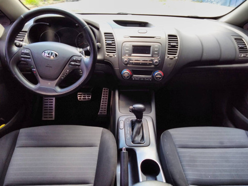Imagem 7 de 10 de Kia Cerato 1.6 Sx 16v Flex 4p Automático