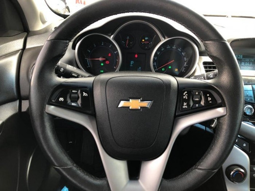 Imagem 13 de 15 de Cruze 1.8 Lt 16v Flex 4p Automático