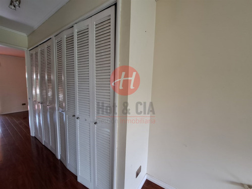 Casa En Arriendo De 5 Dorm. En Temuco