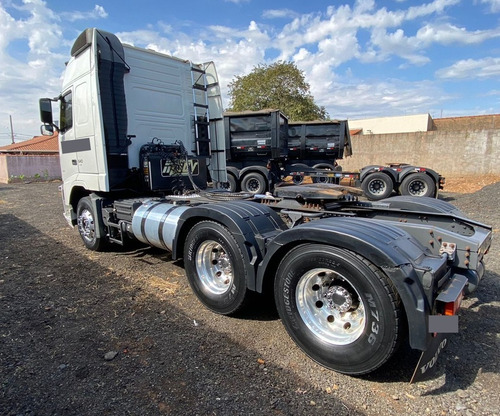 Imagem 6 de 15 de Volvo- Fh-540-globetrotter - 6x4 -2012 - Branco - Filé