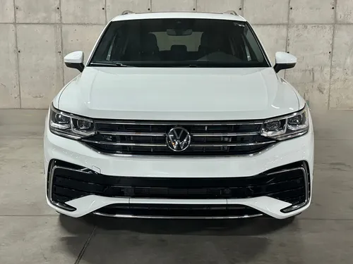 Volkswagen Tiguan 2.0 Tsi R-Line 10 Años Dsg7