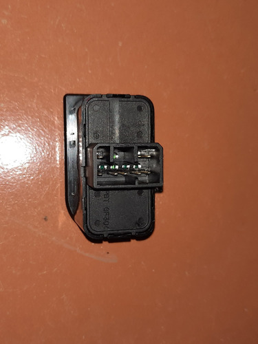 Imagen 2 de 2 de Mando De Retrovisores Aveo Lt