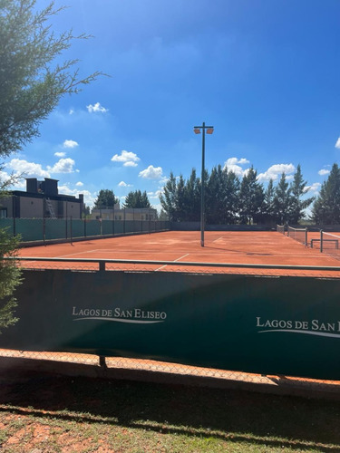 Lagos De San Eliseo Lote De 1200 En Cul De Sac