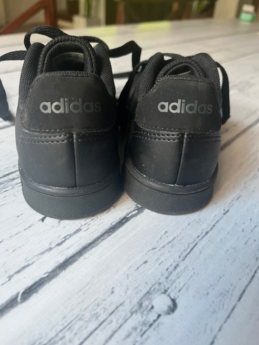 Zapatillas Adidas Advantage Niño 28 1/2 (Usado)