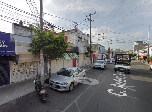 Venta Local Comercial, En La Calle De Andrés Teran, Villaseñor. Remate Bancario; Jmjc20-10