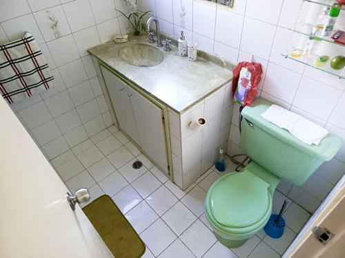 Habitación Para Caballero Colinas D La California Macaracuay