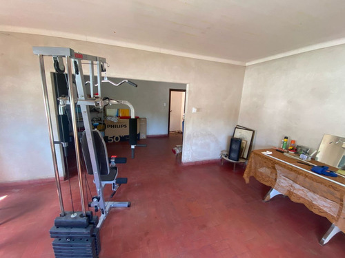 Casa En Venta En Lobos