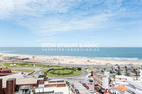 Alquiler Anual O De Temporada - 3 Dormitorios Y Dependencia - El Torreon - Playa Mansa