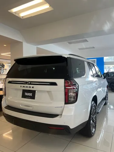 Chevrolet Tahoe 5.3 V8 Z71 4Wd At