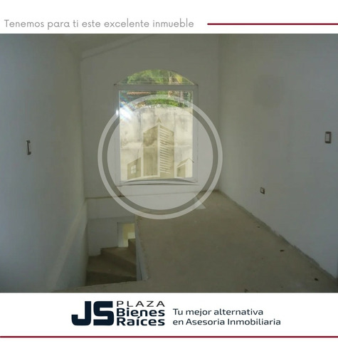 Imagen 7 de 8 de Venta De Townhouse Con Financiamiento El Limón 04243256750
