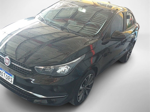 Imagem 1 de 9 de Fiat Cronos Pcd 1.8 16v Flex