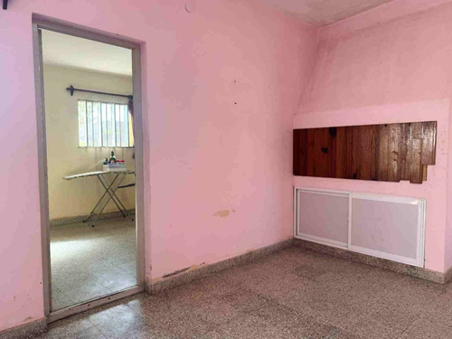Gran Casa De 2 Dorm Y Jardín En San Jerónimo Norte