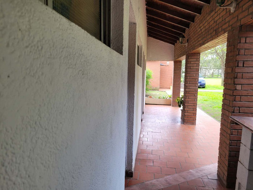 Quinta Venta Monte Grande Con Salon De Fiesta