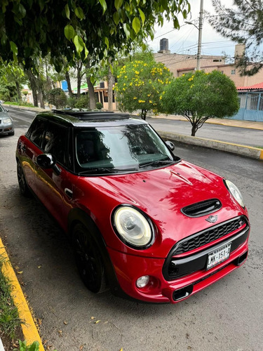 Mini Cooper S 2.0 Hot Chili 5 Puertas At