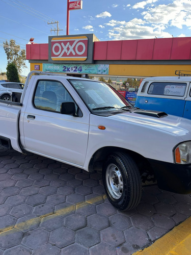 Nissan NP300 2.5 Diesel Chasis 4x2 Mt
