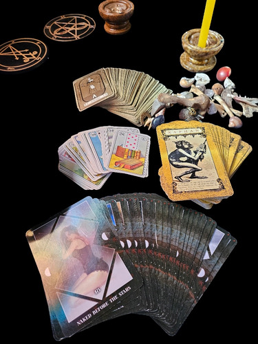 Consulta Com Ossos E Tarot