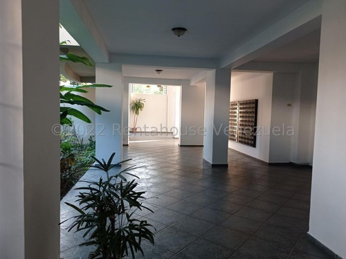 Imagen 3 de 12 de Leida Falcon Rentahouse Vende Apartamento En La Trigaleña Valencia 22-15231 Lf