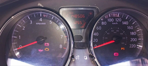 Imagem 9 de 10 de Nissan Versa Sl 1.6 16v - Flex - Mecânico - Completo - 2013