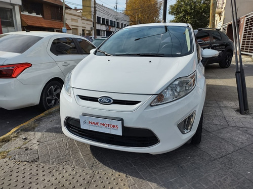 Imagen 4 de 19 de Ford Fiesta Titanium 2013