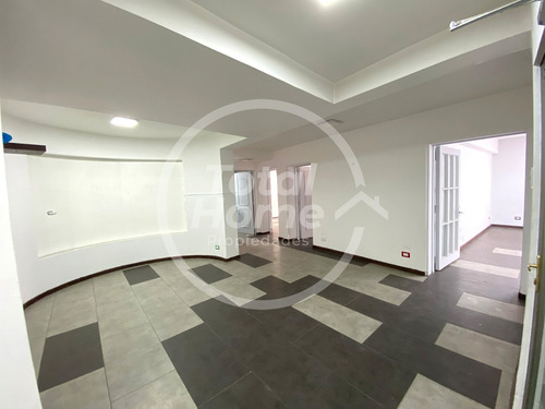 Vendo Departamento En S. Lucía A Pasos Del Barrio Lastarria