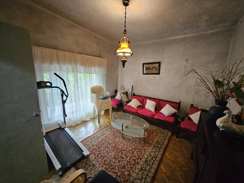 Venta Casa 2 Dormitorios Nuevo París Con Cochera