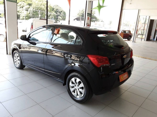 Imagem 5 de 10 de Chevrolet Onix 1.0 Mpfi Lt 8v Flex 4p Manual