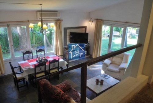 Casa En Alquiler, Pinares, Punta Del Este- Ref: 938