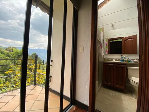 Casa En Venta En Las Brisas. Cod V10099