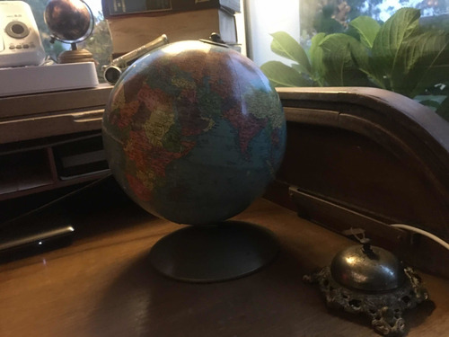 Imagen 5 de 6 de Globo Terráqueo Antiguo 35 Cm Marcas Del Paso Del Tiempo