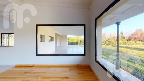 Imagen 10 de 17 de Venta Casa - Campos De Roca