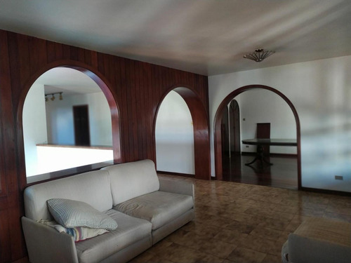 Imagen 10 de 19 de Casa En Santa Ana 464m2