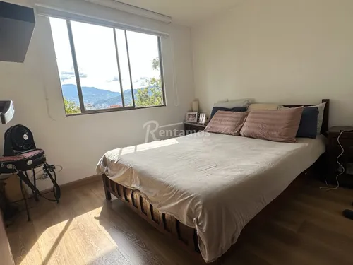 Apartamento En Arriendo En Camino Verde. Cod A776172