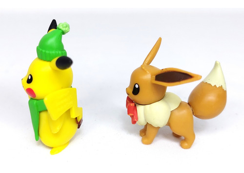 Pikachu (gorro Bufanda) + Eevee (moño) Pokémon Jazwares (Usado)