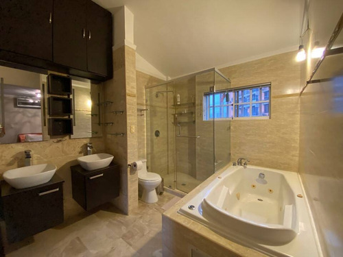 Imagen 15 de 17 de Townhouse Amoblado En Venta, Planta 100% Y Pozo A65579