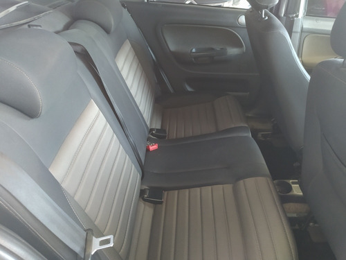Volkswagen Voyage 1.6 Highline 101cv 2014 Gnc 5ta 2.014