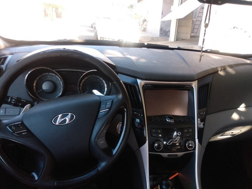 Hyundai Sonata 2011