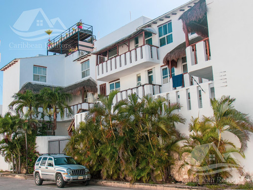 Departamento En Venta En El Centro De Playa Del Carmen Riviera Maya Alrz7751