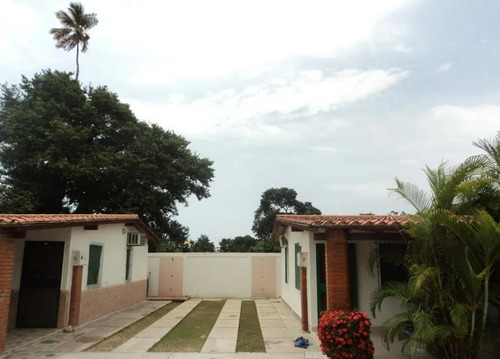 Imagen 9 de 9 de En Venta Bonita Casa De Playa / El Playón Jessika Cedeño 0421368338