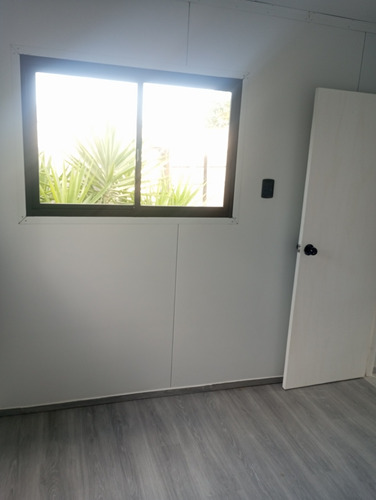 Casa De 1 Dormitorio, Baño Completo Y Cocina Completa .
