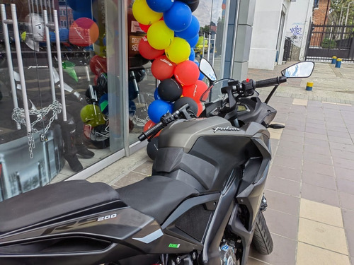 Imagen 8 de 16 de Pulsar Rs 200 Fi Abs